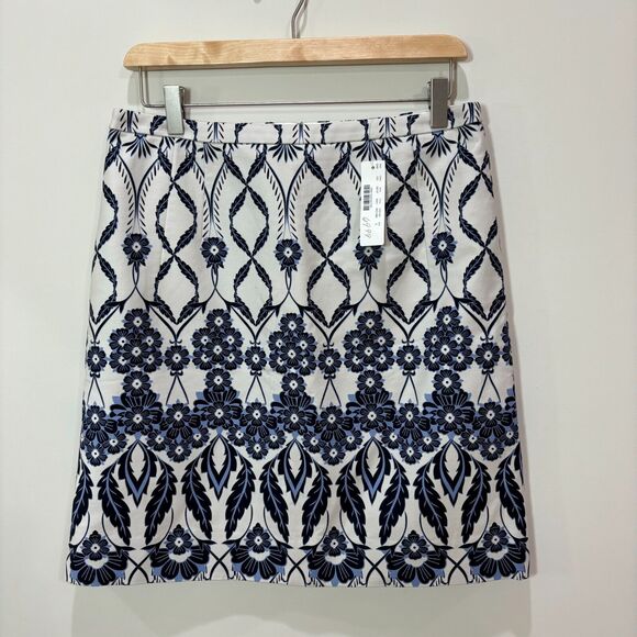 J. Crew Dresses & Skirts - J Crew Floral Navy White Floral Mini Pencil Skirt Sz 6 Career Office Feminine
